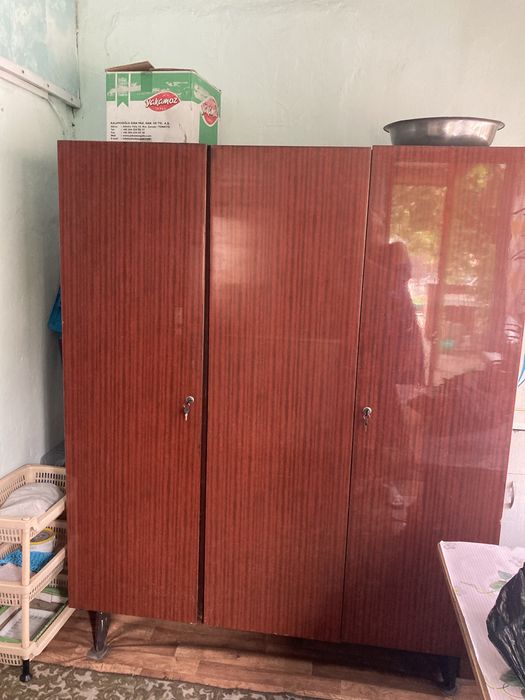 Продам шифонер б/у