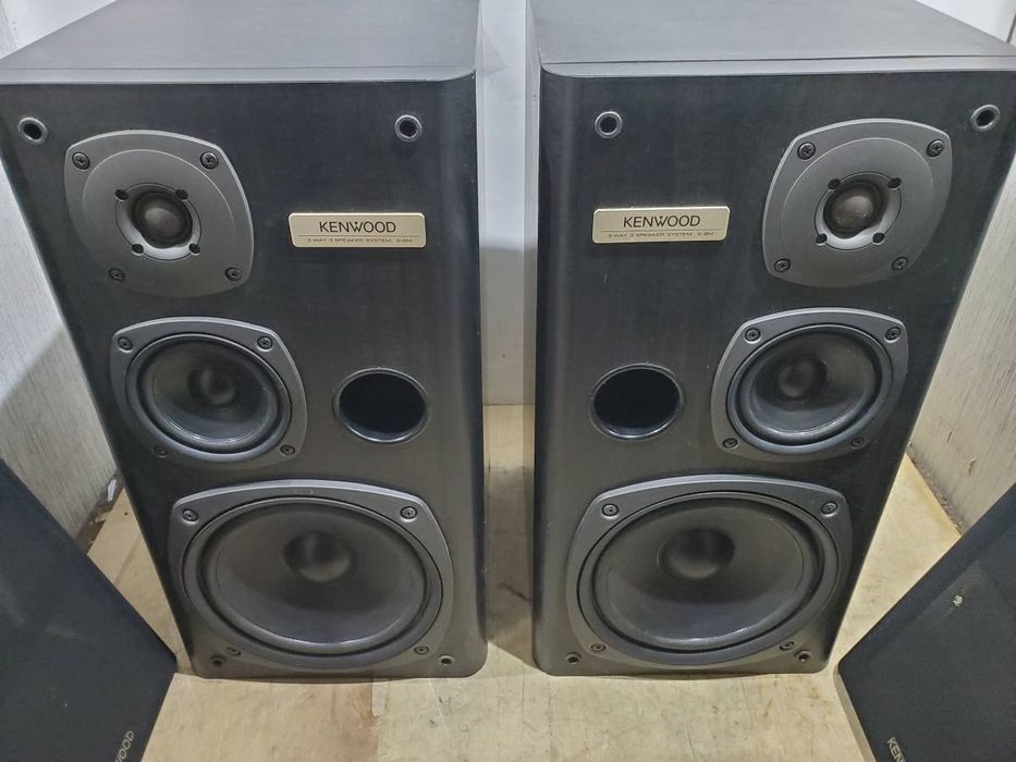 В продаже Kenwood S-8M