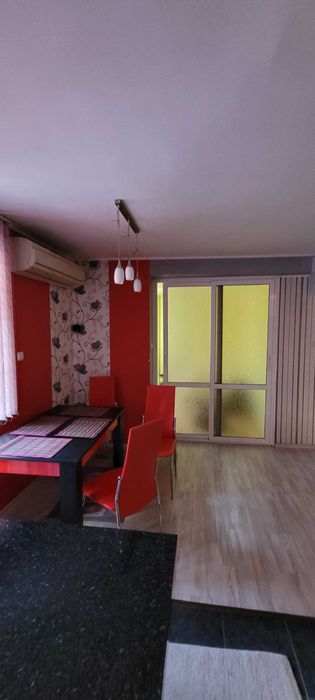 Дава се под наем Четиристаен апартамент в София, Надежда 2 - 92 кв.м за 714 € - Снимка #3