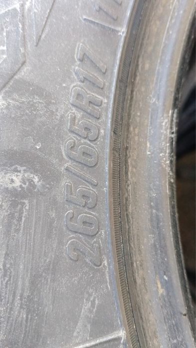 Продам покрышку r17