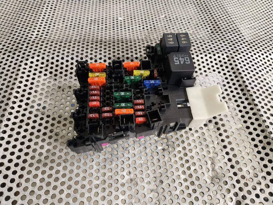 Panou Tablou Sigurante Interior Vw Seat Skoda An 2018-2019-2020-2021-2022-2023 Cod 5QC Superb Octav