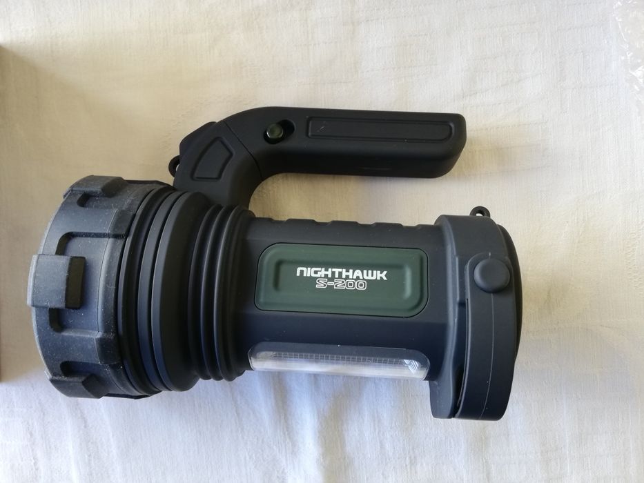 Anaconda - lampa , proiector , lanterna, felinar