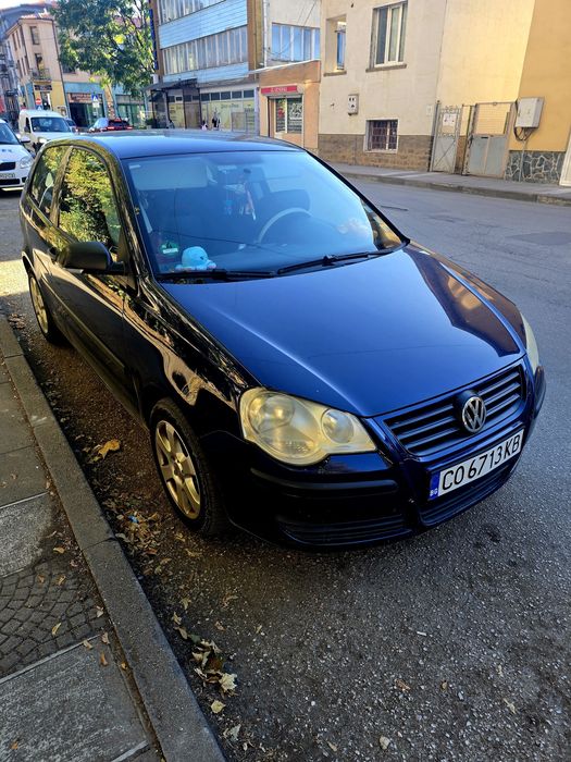 Продавам автомобил VW Polo 1.4