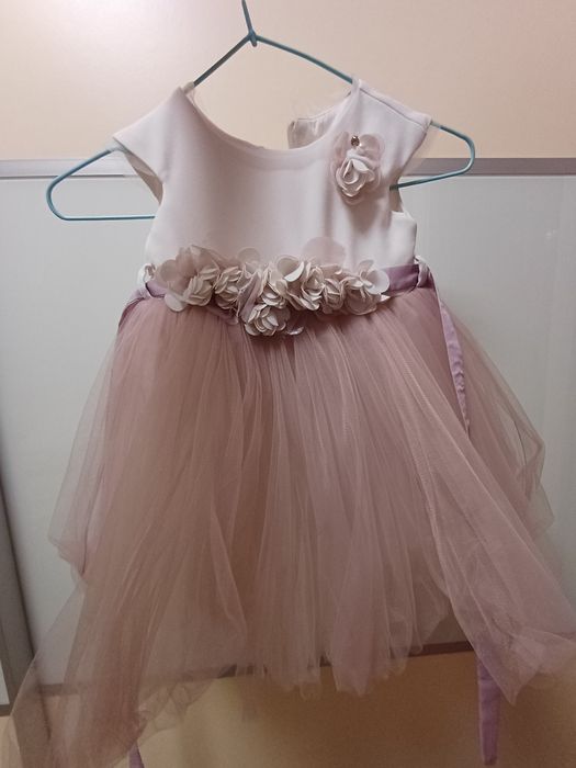 Продам детские платья