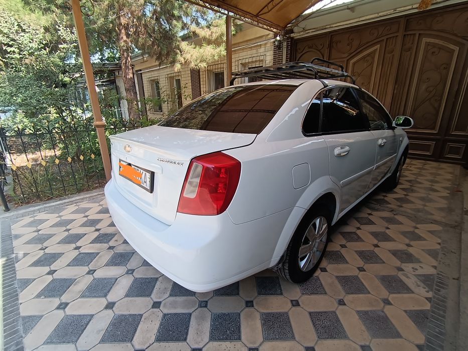 Chevrolet Lacetti 2010