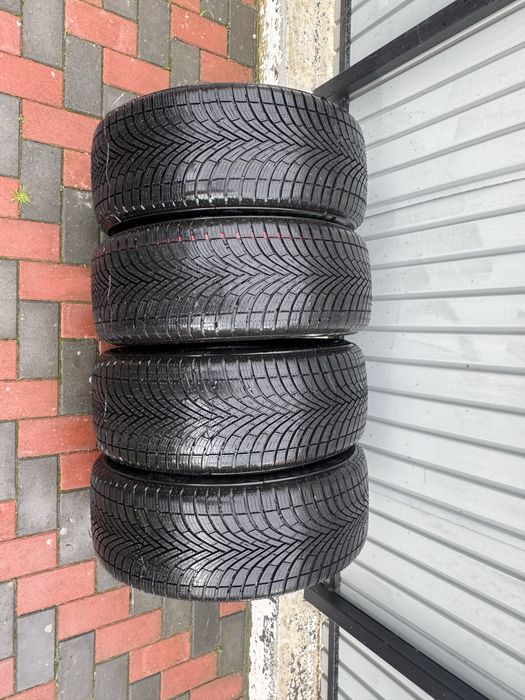 Vând Cauciucuri noi nouțe 225/50 R17