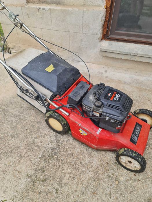 Самоходна косачка със стартер и мотор Брикс и Стратан