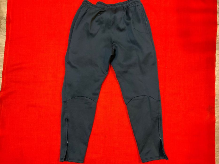 Nike-оригинална  термо долница размер л