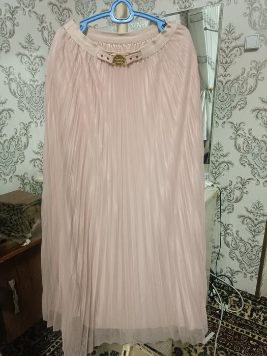 Kofta, yubka, romoli bilan