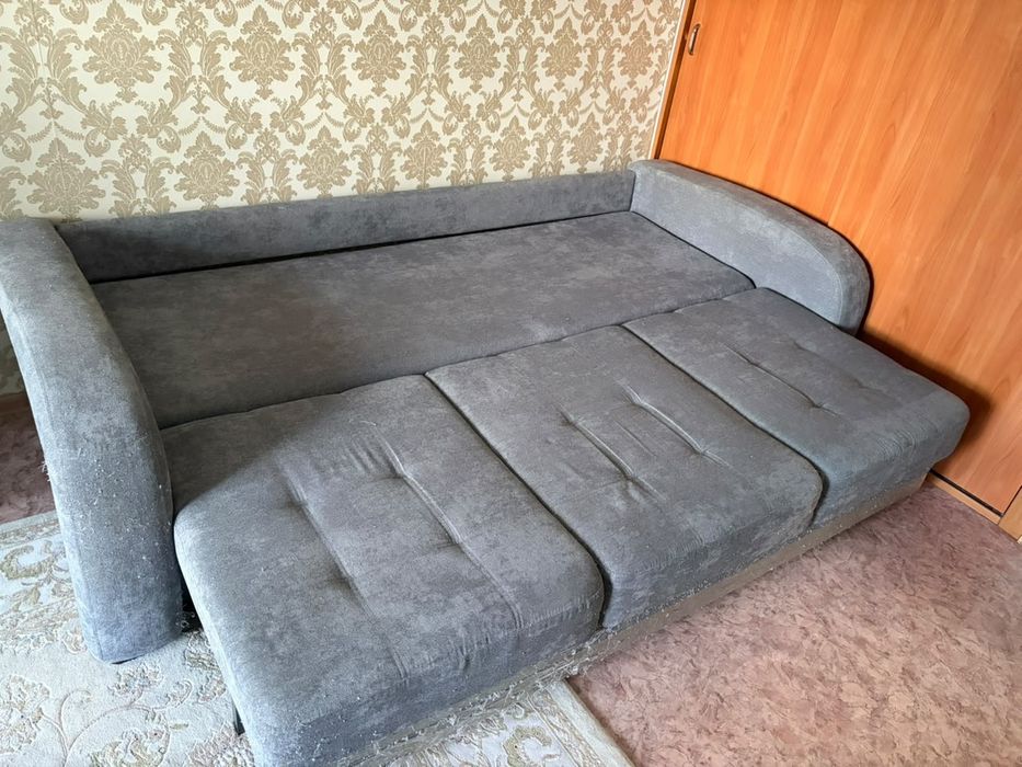 Продам диван мягкий