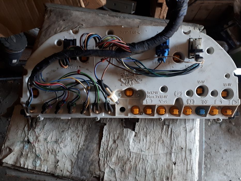 Приборная панель мерседес