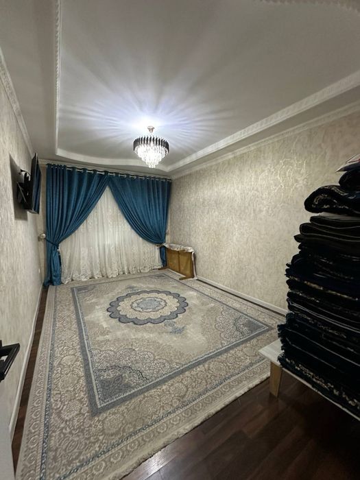 Мирабадский р-н Куйлюк (Qo’yliq) массив 4 2/5/5 франция 58м2 балкон2х6