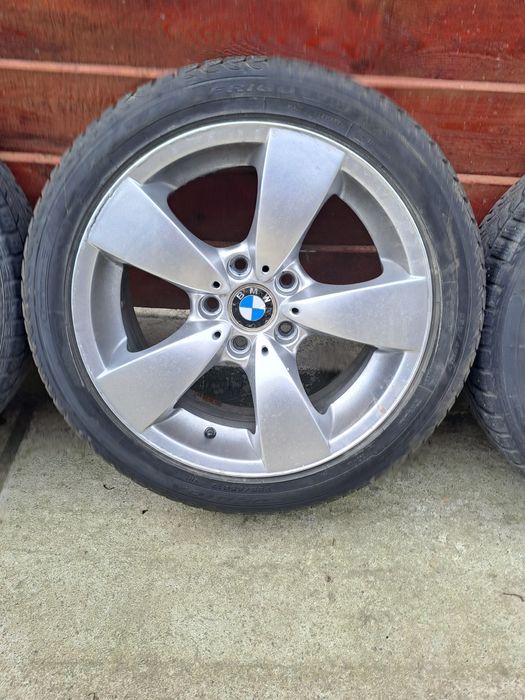 Vând jante bmw r17