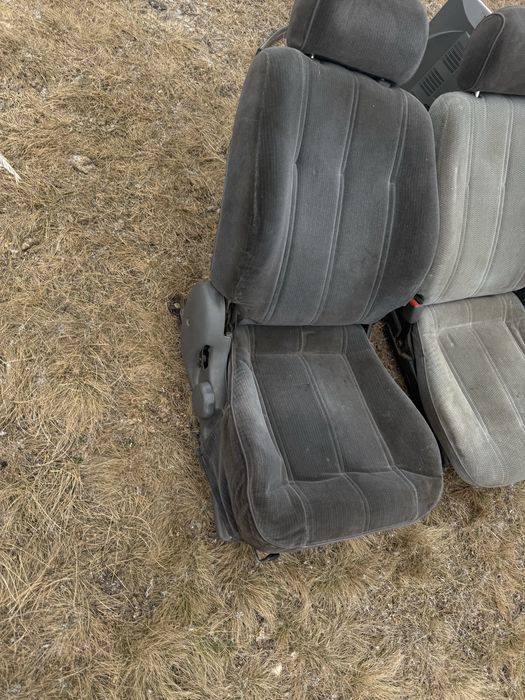 Сиденье 2 шт нисан сани