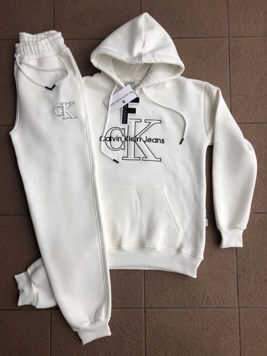 Trening Calvin Klein vatuit