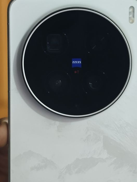 Vivo X300 ultra Cn White