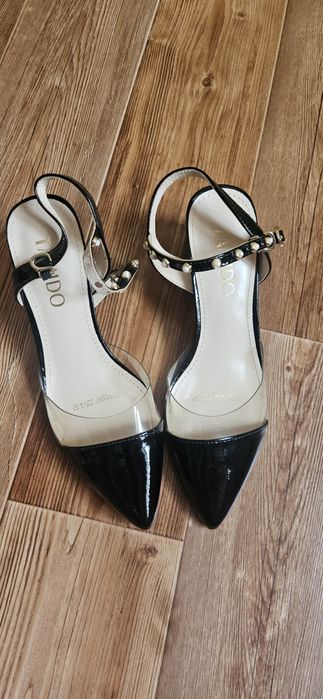 Продам обувь 35 размер