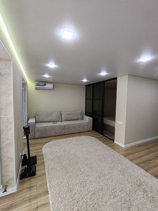 Продажа евротрешки, ЖК "8 квартал"