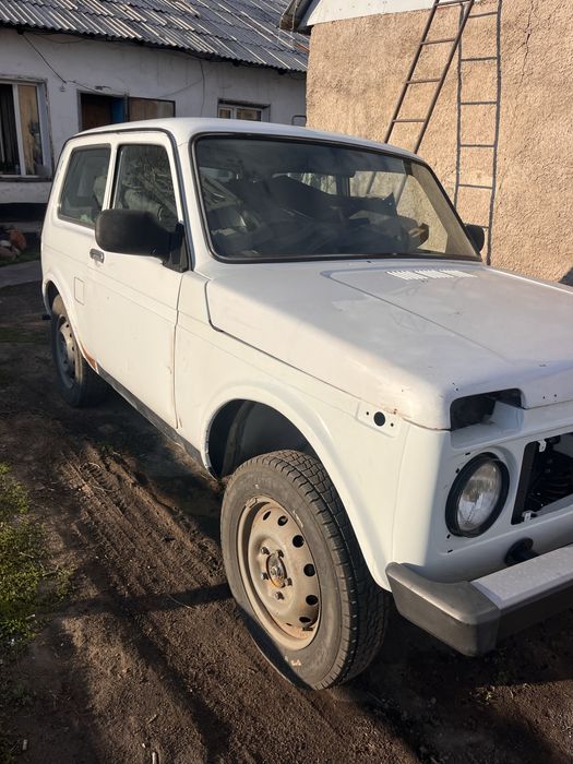 Продам ниву целиком