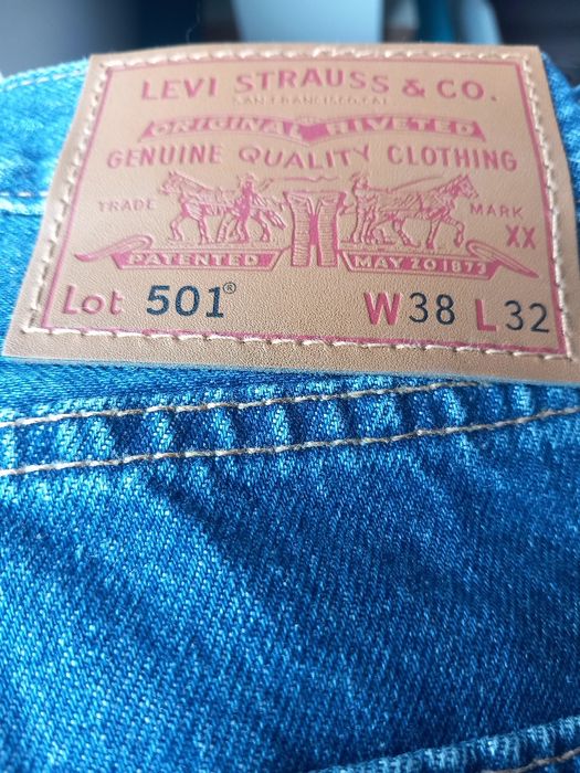 Blugi originali Levis Strauss