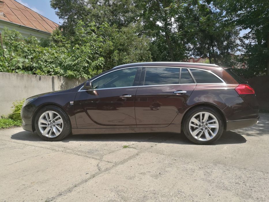 Opel Insignia Sports Tourer OPC biturbo