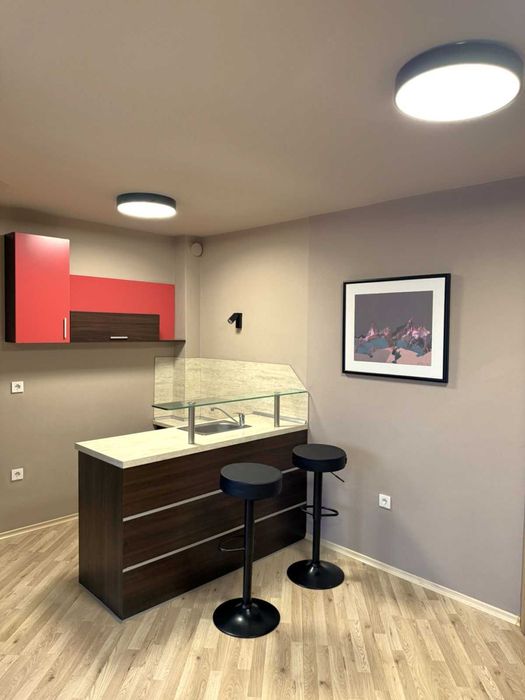 Дава се под наем Офис в Пловдив, Център - 93 кв.м за 657.9 € - Снимка #5