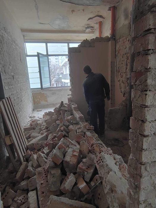 Кърти Чисти Извозва