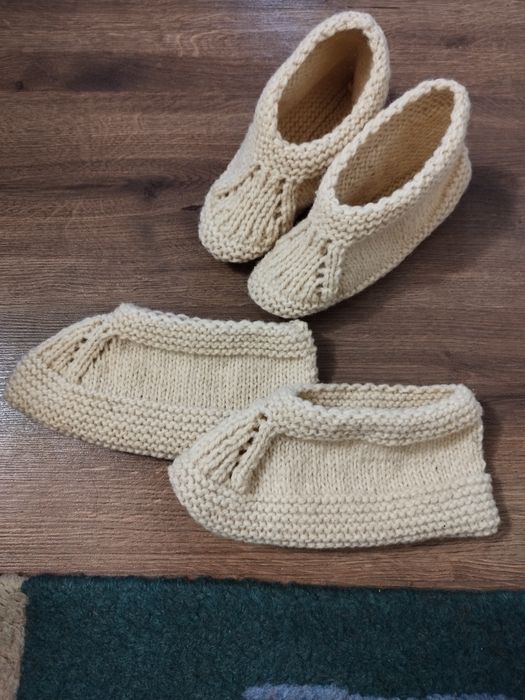 Вълнени чорапи и вълнени терлички