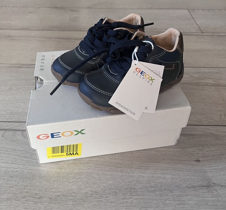 Бебешки обувки Geox