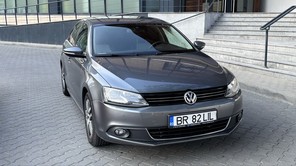 VOLKSWAGEN Jetta 2013