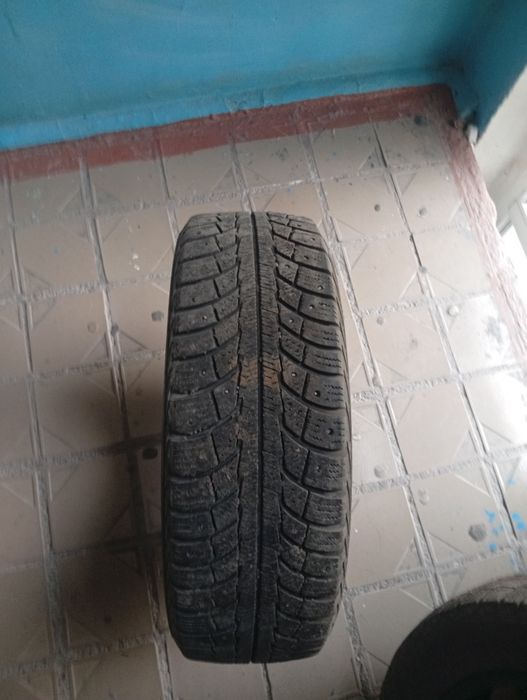Шины зимние на продажу