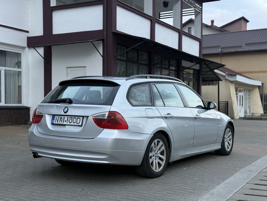 BMW Seria 3 320D E91 Diesel
