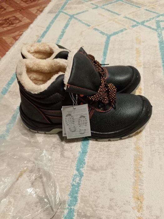 Обув зимний 45размер