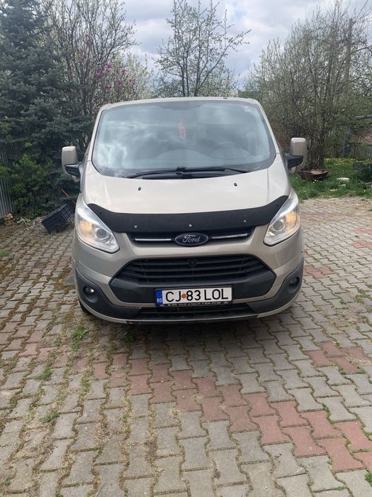De vanzare Ford Transit Custom 9 locuri