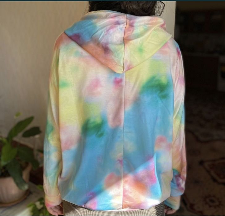 Женская одежда. Худи