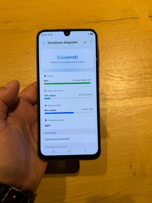 Vând Samsung A 16 5 G