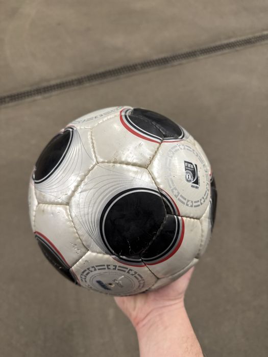 Оригинална топка Адидас евро 2008