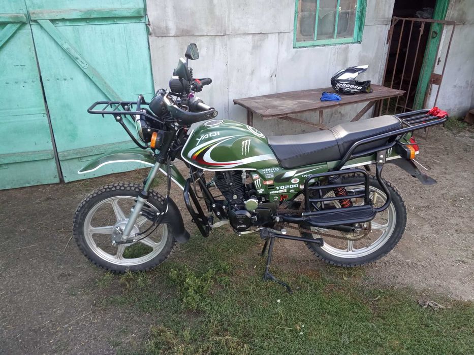 Продам мотоцикл Yaqi 200