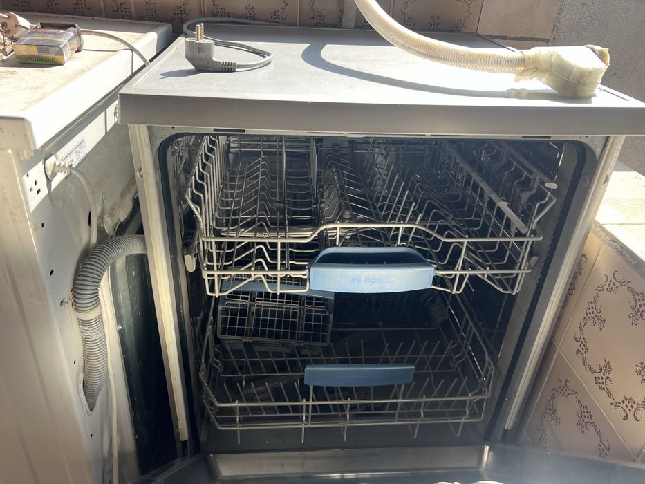 Посудомоечная машина BOSCH