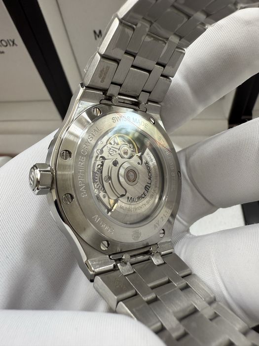 Часы Maurice Lacroix