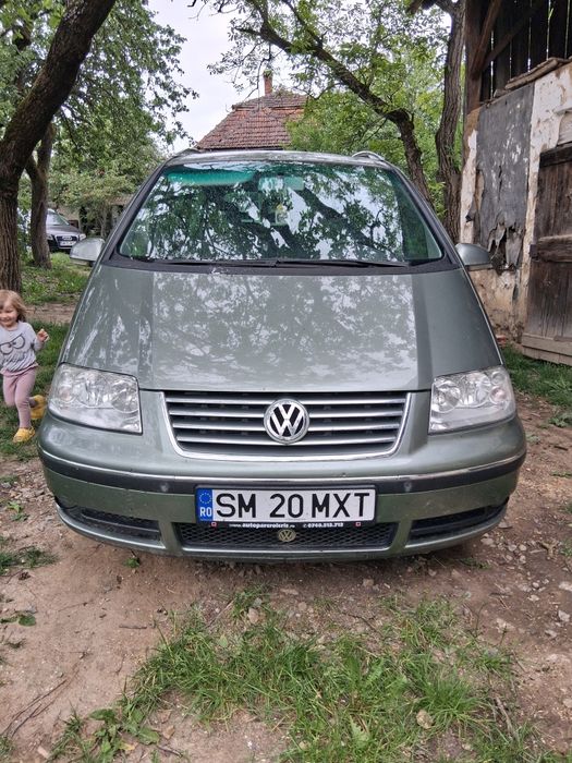 Vand sharan 7 locuri