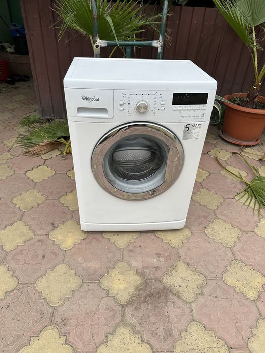 Vând masina spalat whirpool 7 kg