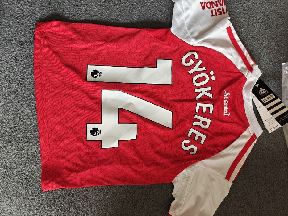 Оригинален детски екип на Арсенал, Viktor Gyökeres