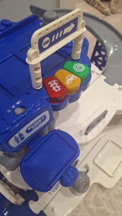 Продам игрушки..