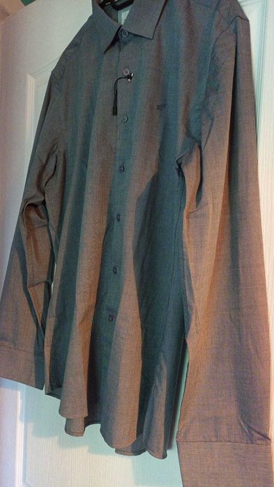 Camasa barbateasca noua, masura 43