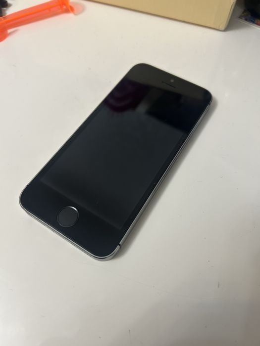 Продам или обмен Айфон 5