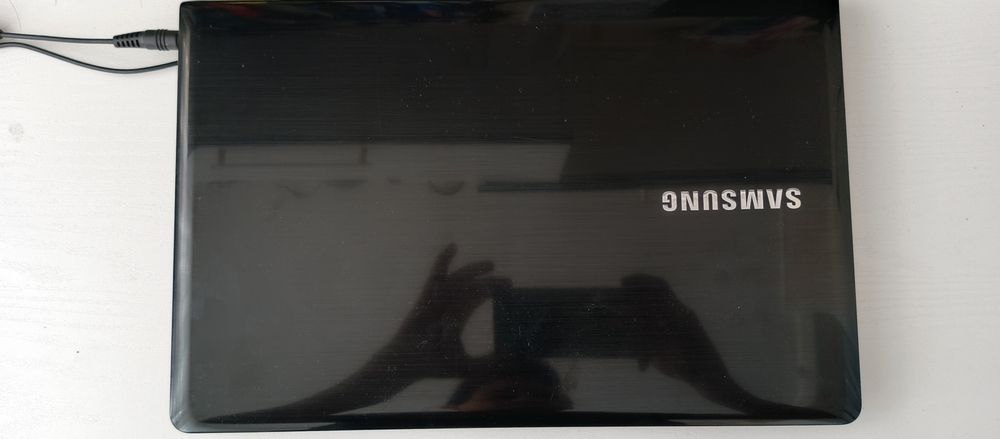 Продается ноутбук SAMSUNG