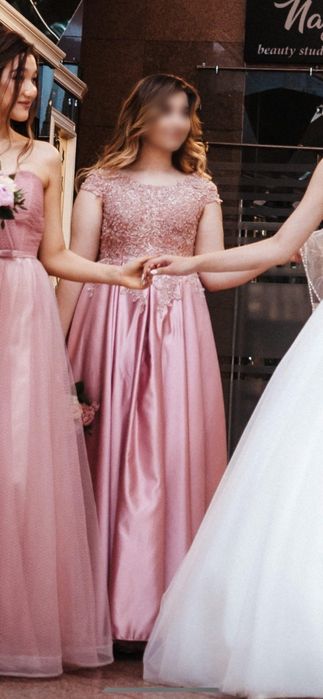 Продаю вечернее платье