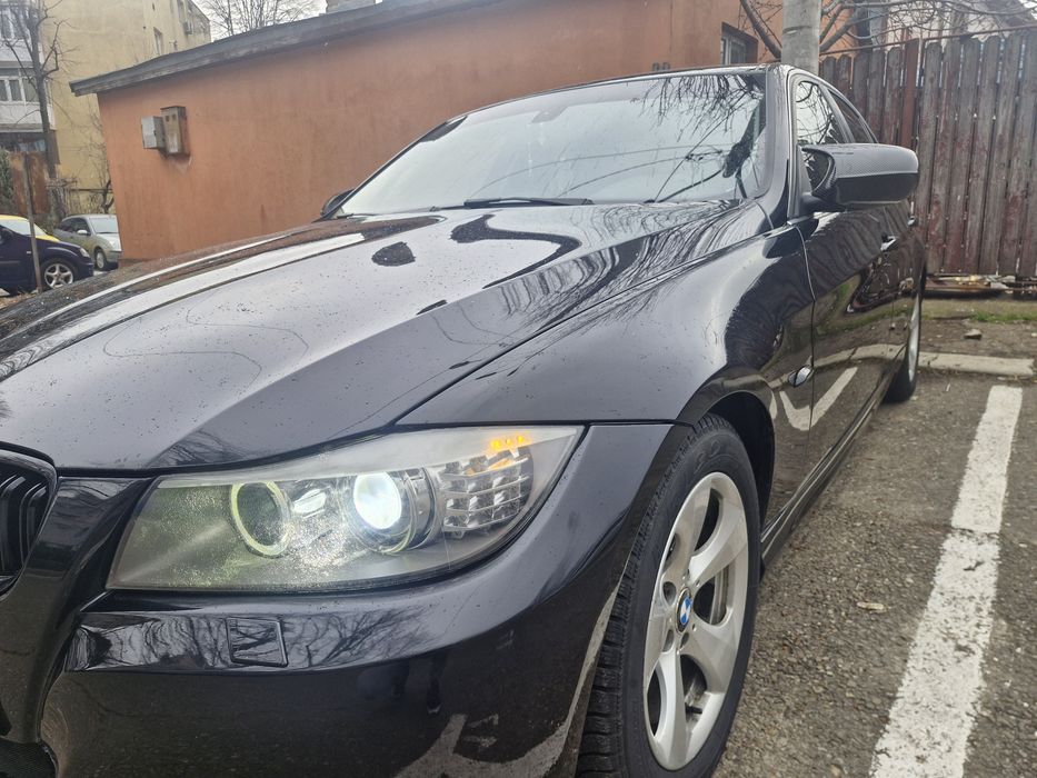 De vanzare bmw e90 an 2010 lci facelift 6300 euro negociabil!