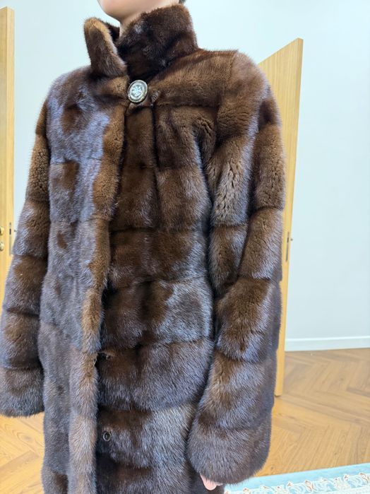 Шуба норковая за 200 тыс